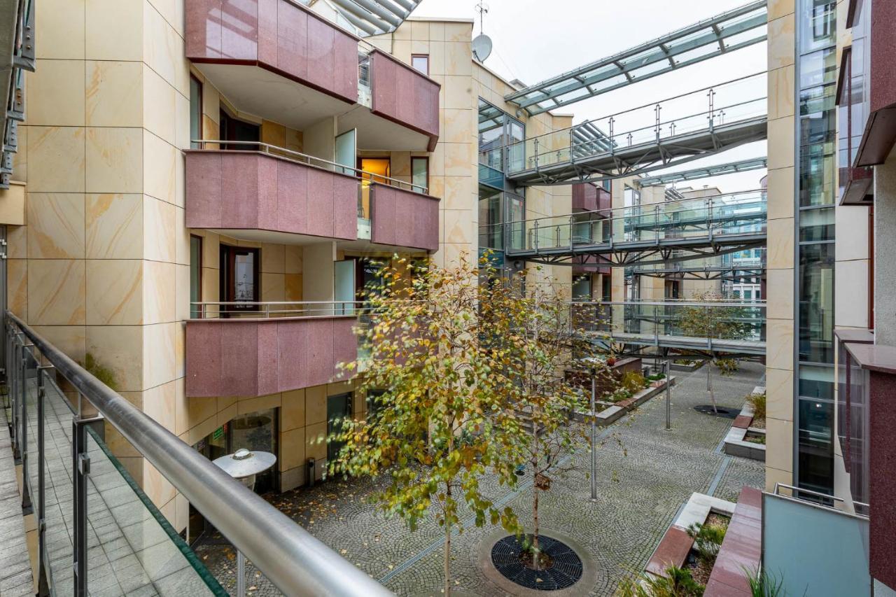 Apartament Just In Center Breslavia Exterior foto