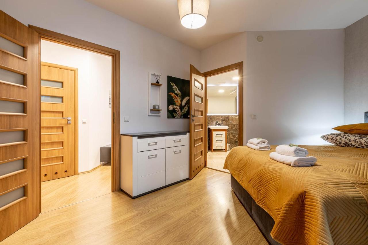 Apartament Just In Center Breslavia Exterior foto